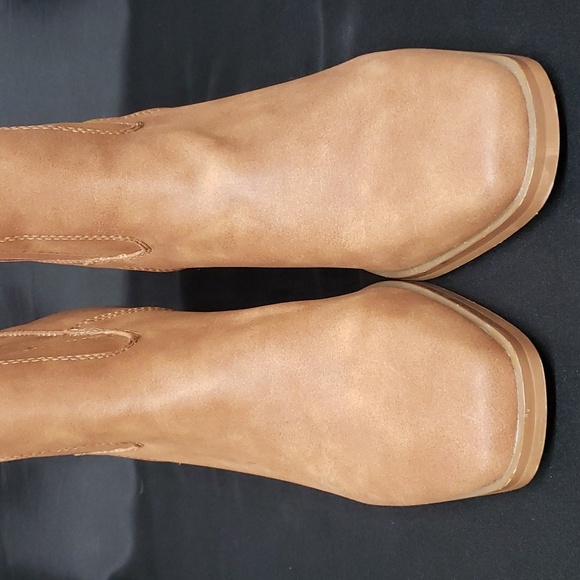 H by Halston "Charlotte" Pull-on Block Heel Vegan Leather Boot, 6.5 - Picture 2 of 8